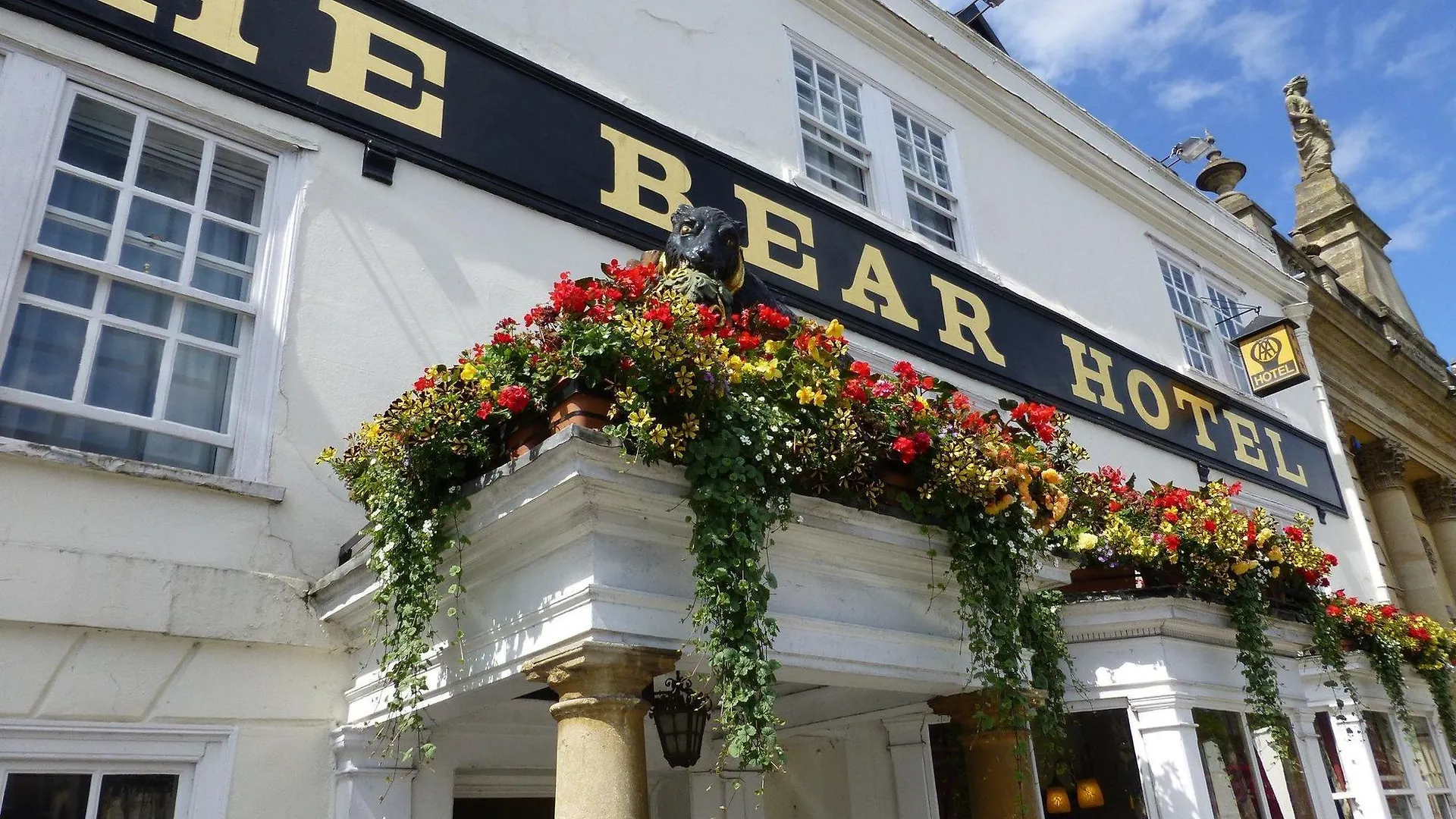 The Bear Hotel Bath Inn