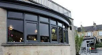 The Bear Hotel Bath 4*,